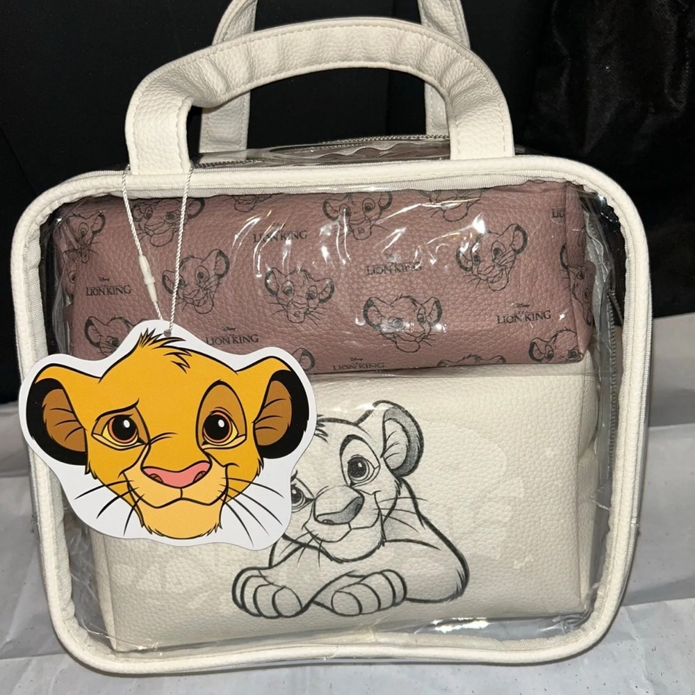 NWT Primark x Disney Lion King 3-piece travel bag set